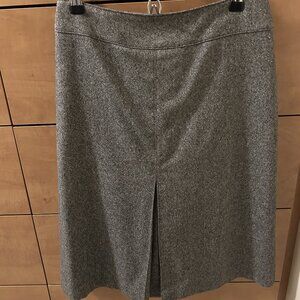 Black and White Tweed Skirt (Looks Gray) - Size Medium - 70% Wool